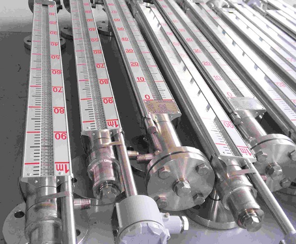 四氟磁翻板液位計產品圖